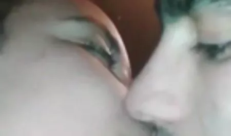Baby Alexia Gold ist kein Skandal, läuft sexihausfrauen in Sex