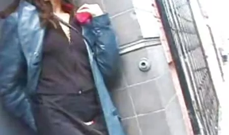 Paulina James sammelte Freunde für eine Sexorgie hausfrauensexvideo