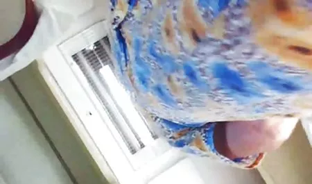 Die blonde Alli Rae hat in einem Pornofilm mitgespielt sexy hausfrauen