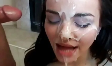 Tasha Reign liebt es, auf einer deutscher hausfrauensex Baustelle gefickt zu werden