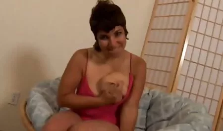 Mädchen hatte Sex mit reife hausfrauen privat einem Mann nach der Massage in den Arsch