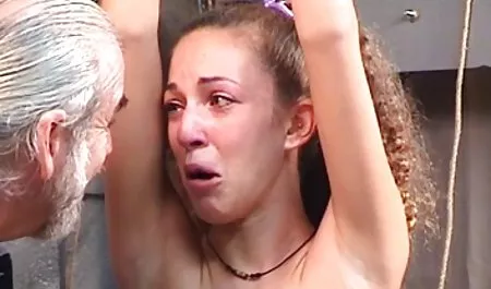 Gala Brown kam mit einem Tupfer reifer hausfrauensex zu Woodman