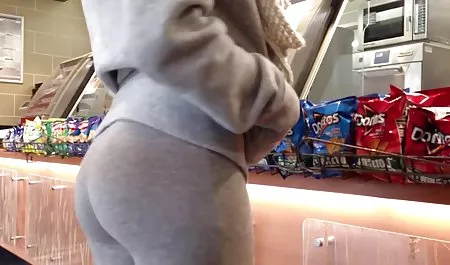 Blowjob in der Küche - das hausfrau will sex beste Frühstück!